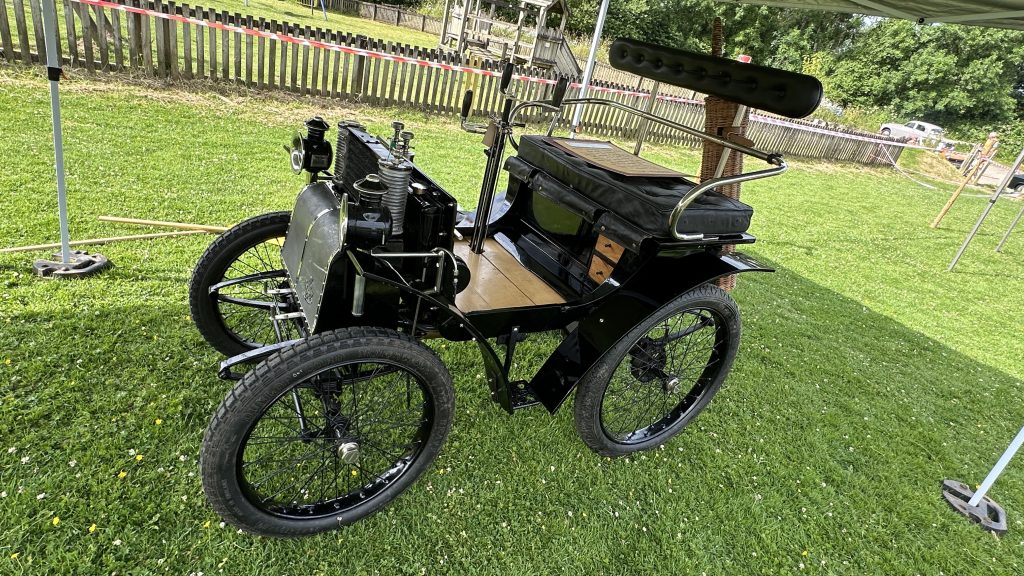 Totnes Classic Car Show 2025 (39)